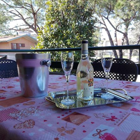 Casa Vacanza Clavel Cin Apartment Сирмионе Екстериор снимка