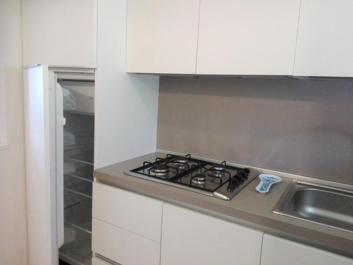 Casa Vacanza Clavel Cin Apartment Сирмионе Екстериор снимка